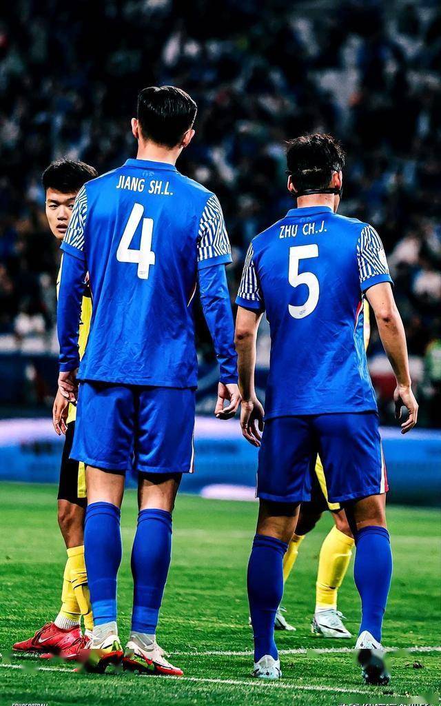 德布劳内替补上场改变战局，申花防线瞬间崩溃！的简单介绍